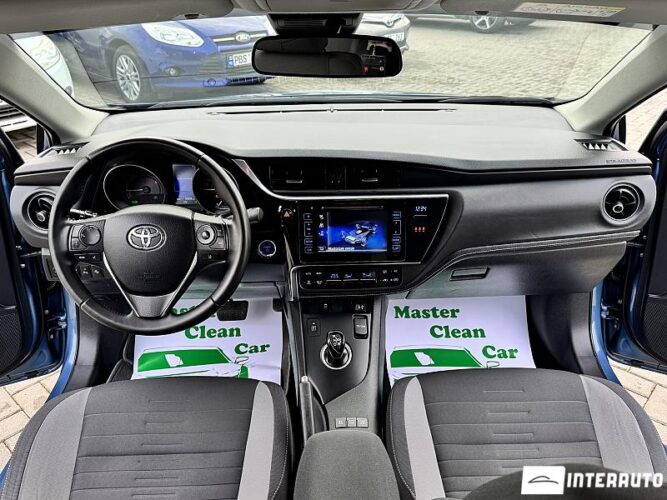 Toyota Auris 41 toyota Auris 2015