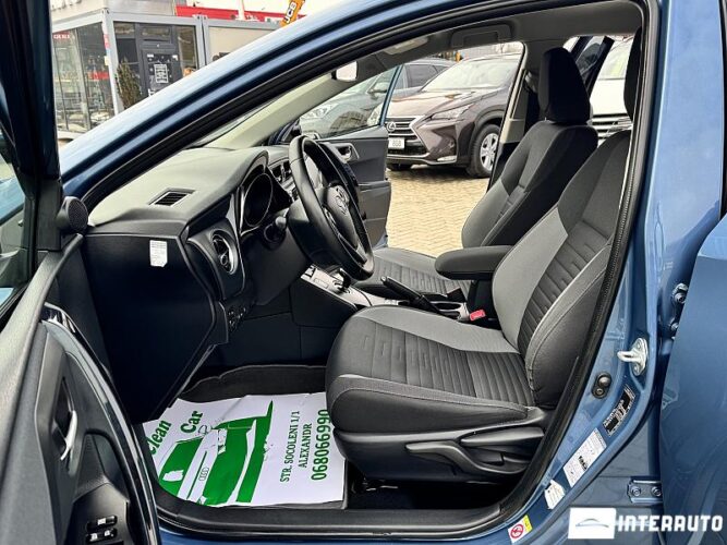 Toyota Auris 40 toyota Auris 2015