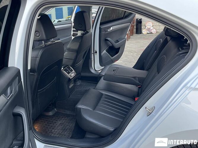 Skoda Superb 56 interauto-car