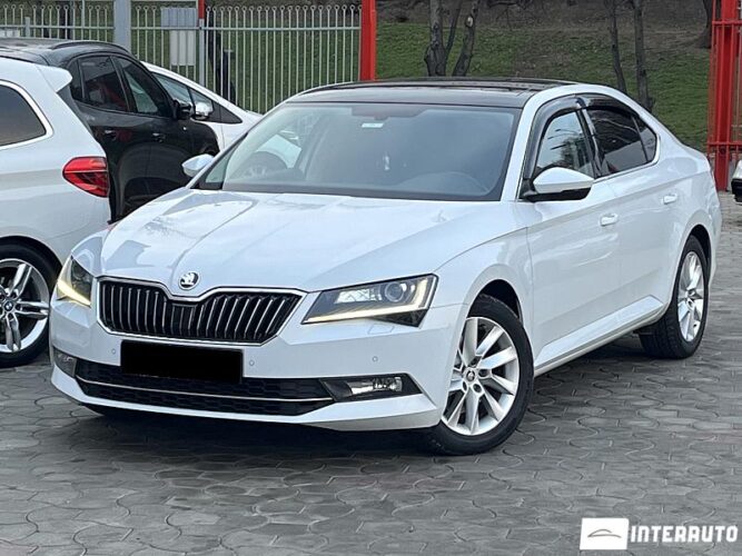Skoda Superb 37 interauto-car