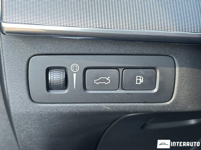 Volvo XC 90 50 interauto-car