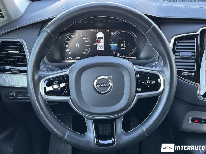 Volvo XC 90 51 interauto-car