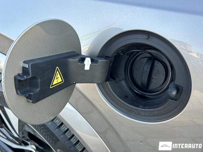 Volvo XC 90 44 interauto-car