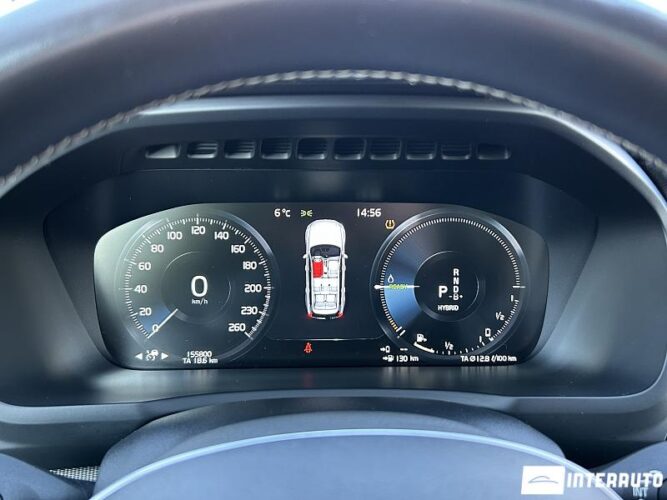 Volvo XC 90 52 interauto-car