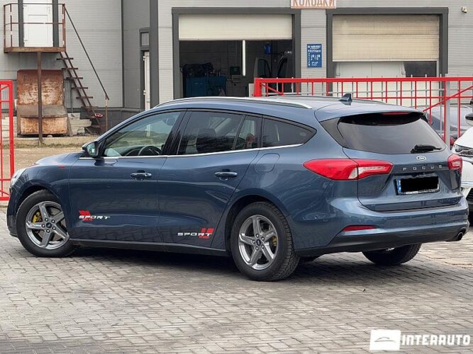 Ford Focus 35 interauto-car
