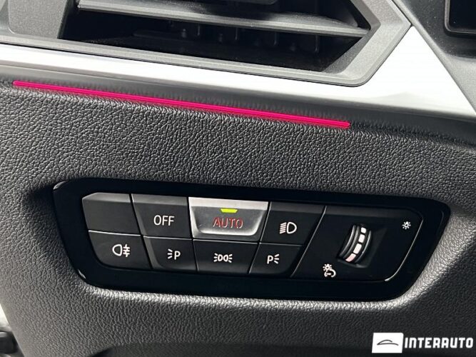 BMW 330E 49 interauto-car