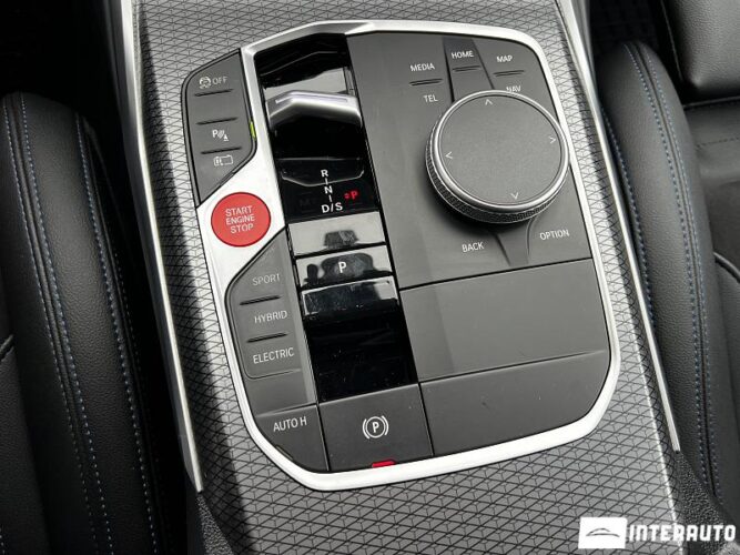 BMW 330E 50 interauto-car