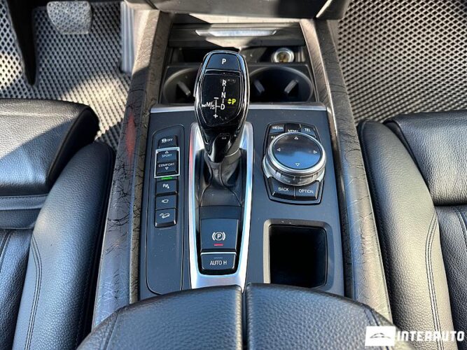 BMW X5 4.0D 42 interauto-car