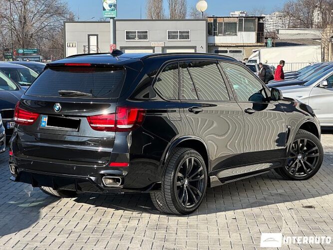 BMW X5 4.0D 34 interauto-car