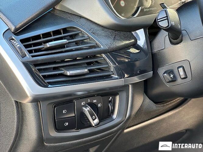 BMW X5 4.0D 44 interauto-car