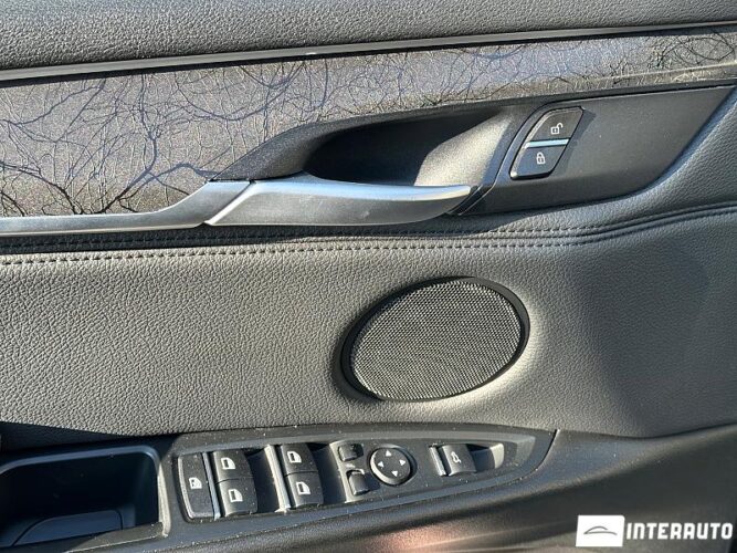 BMW X5 4.0D 46 interauto-car