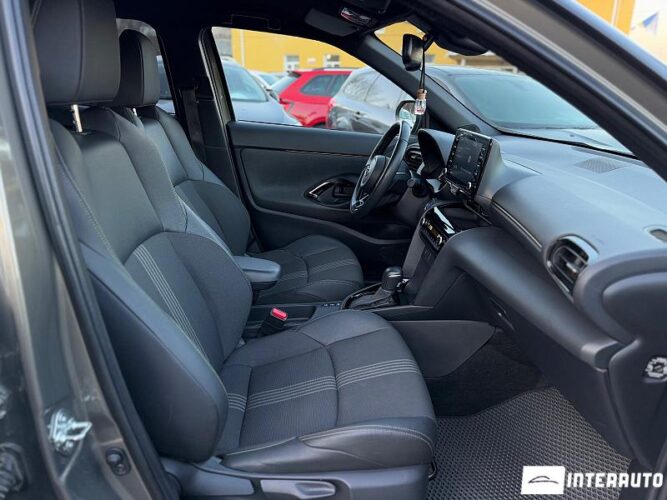 Toyota Yaris Cross 47 interauto-car