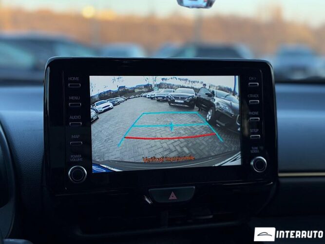 Toyota Yaris Cross 43 interauto-car