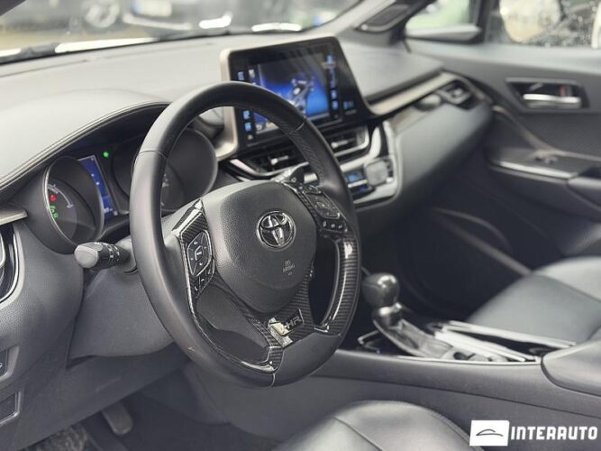 Toyota C-HR 45 interauto-car