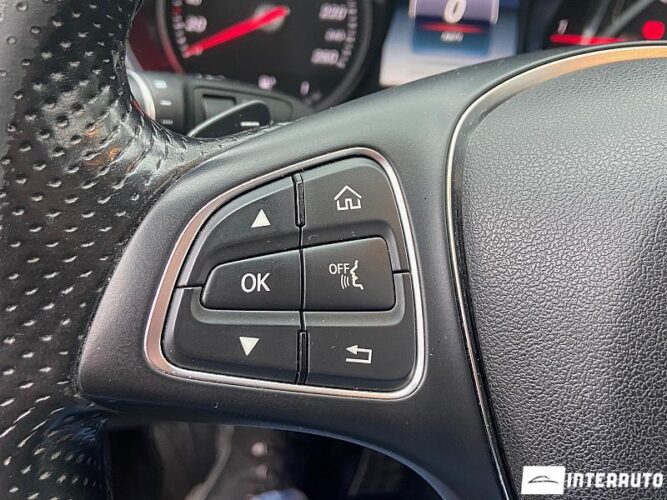 Mercedes C 250 42 interauto-car