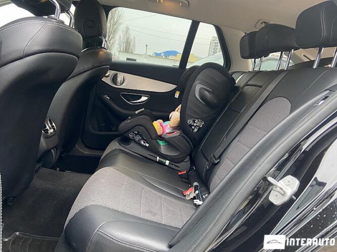 Mercedes C 250 49 interauto-car