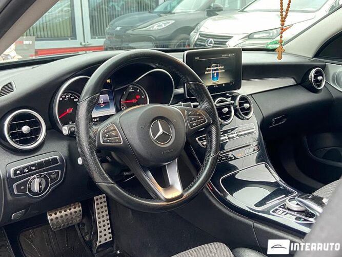 Mercedes C 250 38 interauto-car