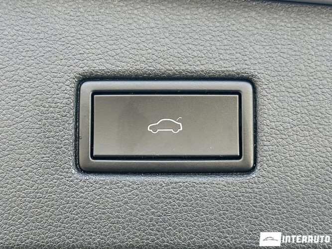 Volkswagen Tiguan 53 interauto-car