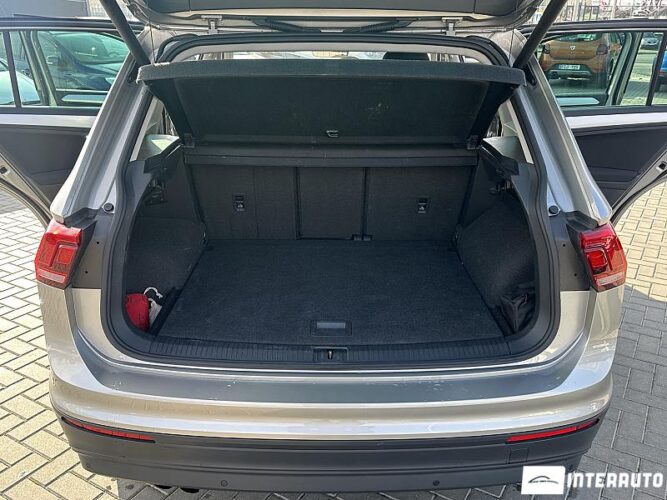 Volkswagen Tiguan 54 interauto-car