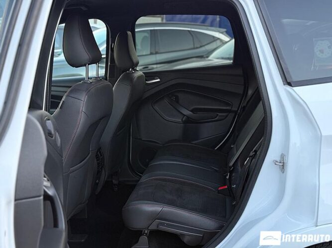 Ford Kuga 51 interauto-car