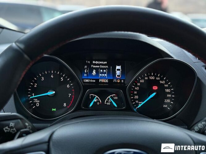 Ford Kuga 44 interauto-car