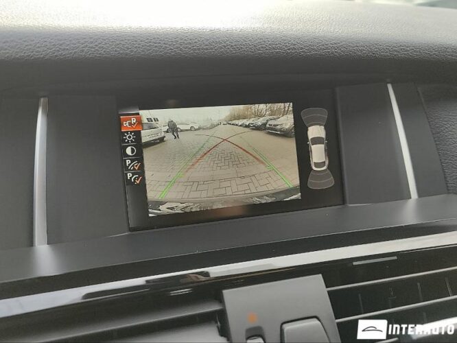 BMW X4 2.8i 46 interauto-car