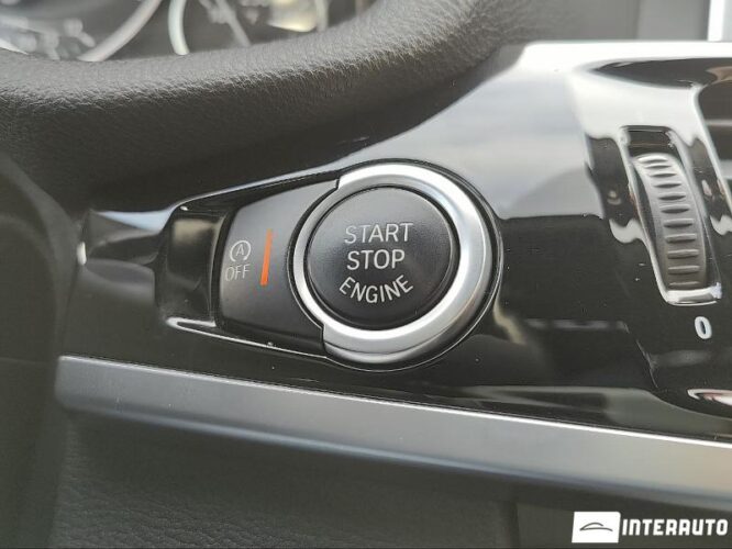 BMW X4 2.8i 52 interauto-car