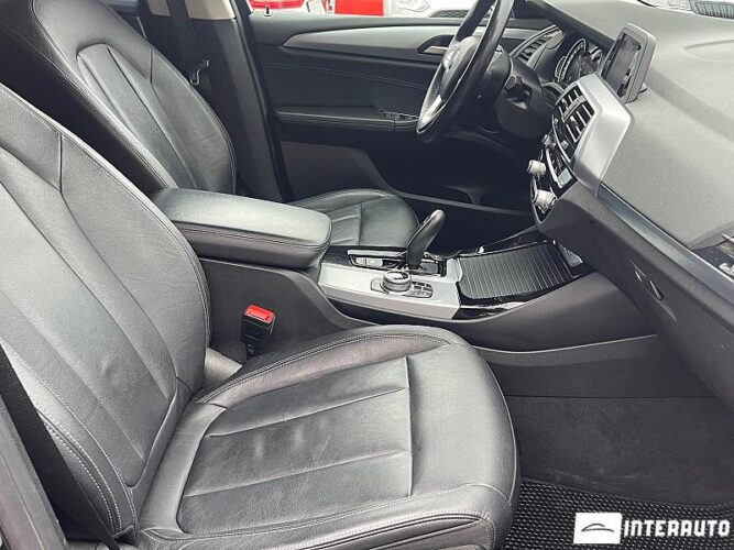 BMW X3 2.0D 38 interauto-car