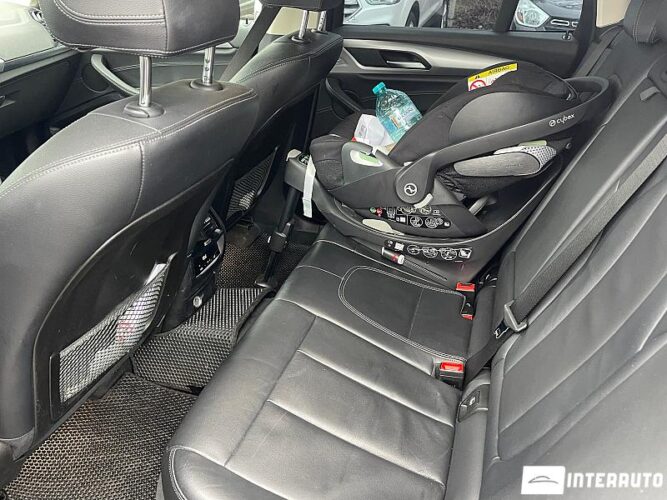 BMW X3 2.0D 39 interauto-car