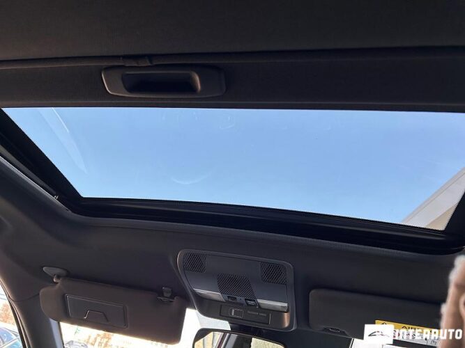 Mitsubishi Outlander 55 interauto-car