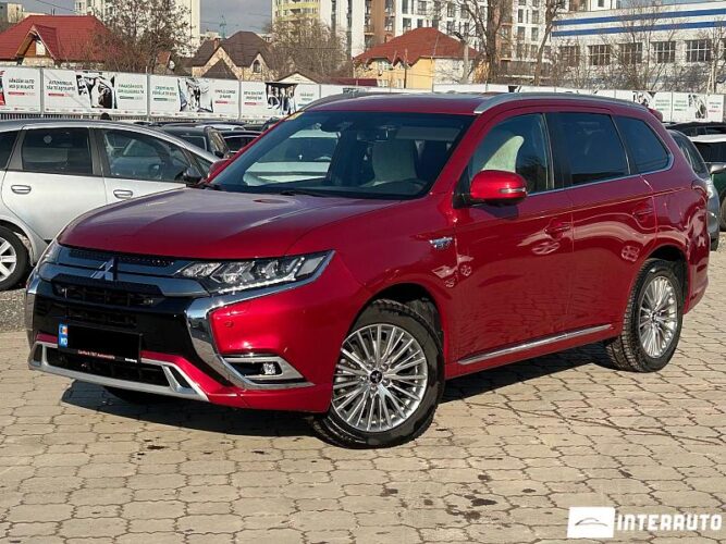 Mitsubishi Outlander 35 interauto-car