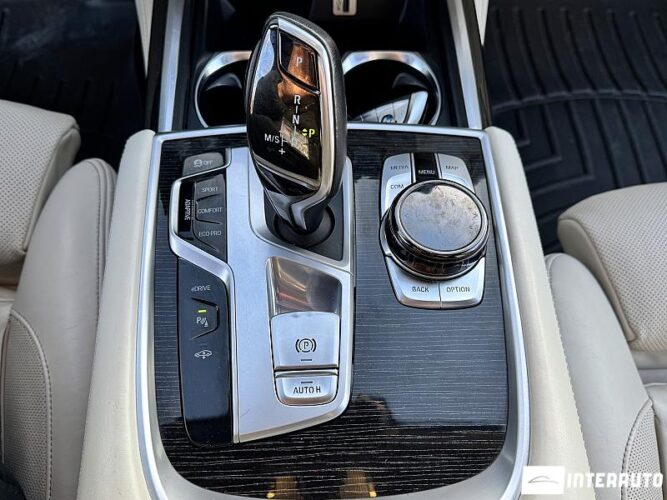 BMW 740e 54 interauto-car