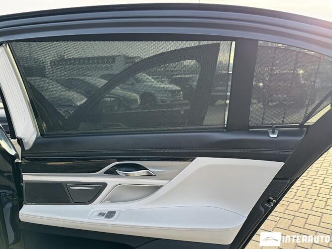 BMW 740e 67 interauto-car