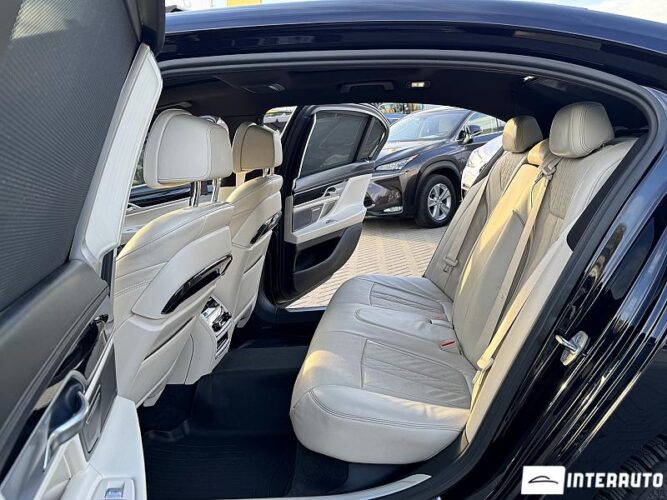 BMW 740e 55 interauto-car