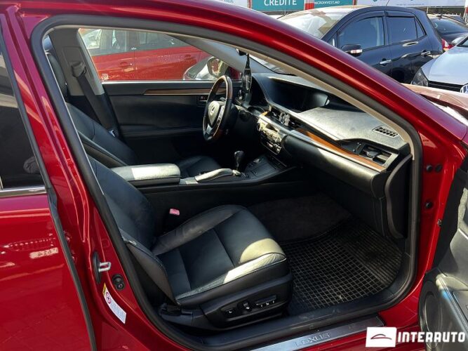 Lexus ES 300h 44 interauto-car