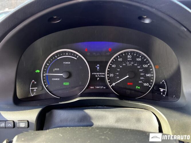 Lexus ES 300h 39 interauto-car