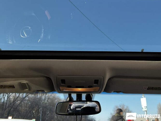 Lexus ES 300h 46 interauto-car