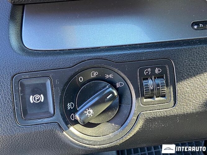 Volkswagen Passat 37 interauto-car