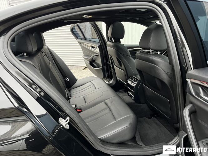 BMW 530e 39 interauto-car