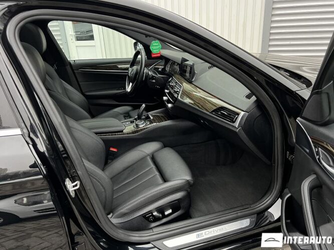 BMW 530e 37 interauto-car