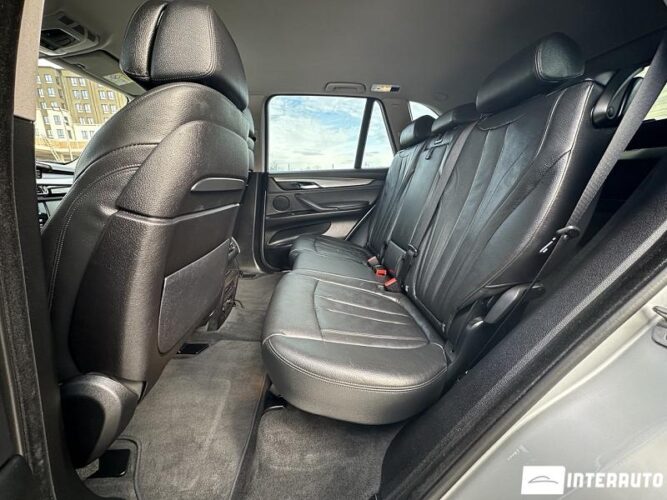 BMW X5 2.5D 44 interauto-car