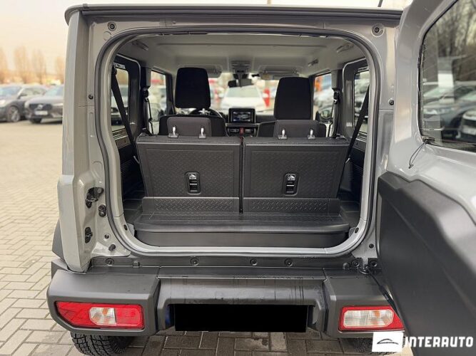 Suzuki Jimny 33 interauto-car