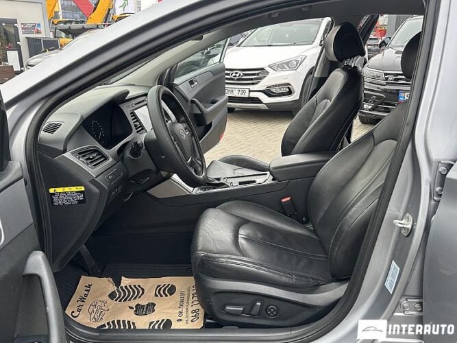 Hyundai Sonata 36 interauto-car