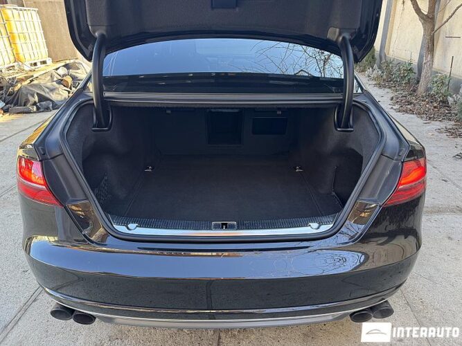 Audi S8 36 interauto-car