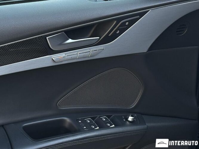 Audi S8 39 interauto-car