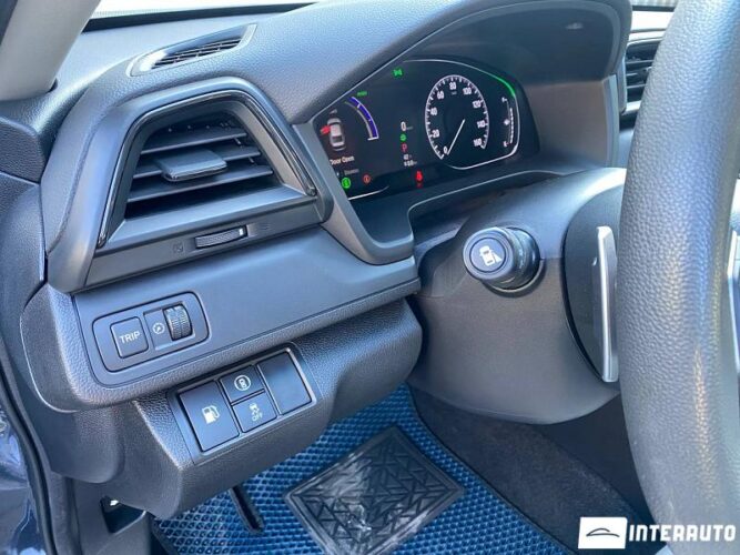 Honda Insight 40 interauto-car