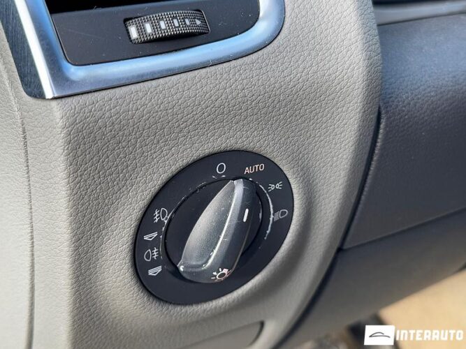 Audi Q7 44 interauto-car