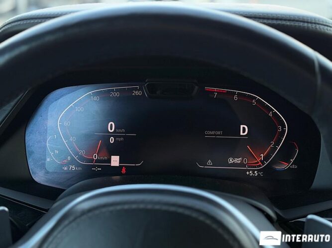 BMW X5 4.0i 62 interauto-car