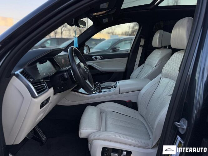 BMW X5 4.0i 52 interauto-car