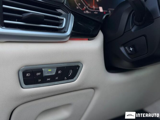 BMW X5 4.0i 57 interauto-car